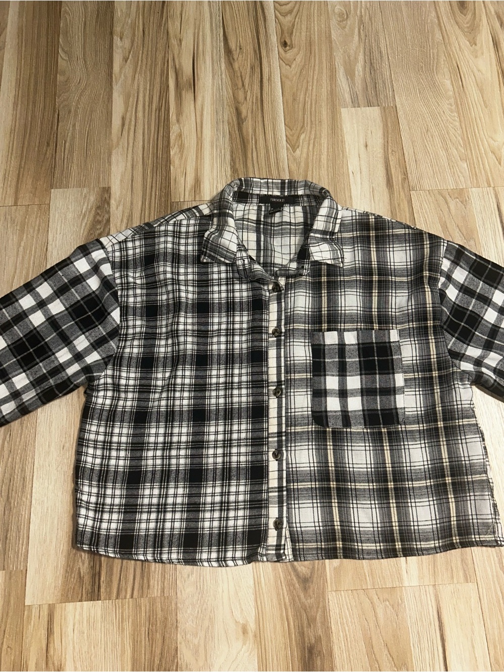 Forever 21 Black and White Plaid Button-Down Shirt Jacket